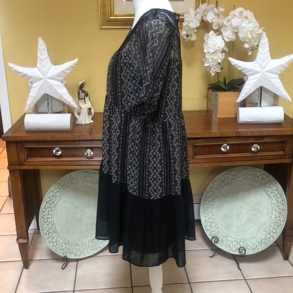 BCBGeneration Women’s Black and White Lace Chiffon Mini Dress Size Medium - Picture 7 of 16